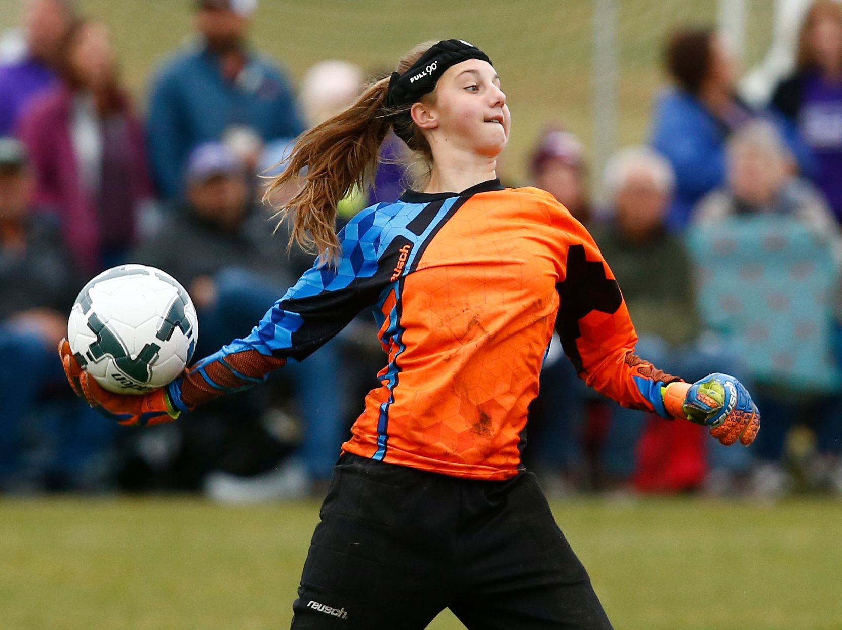 Billings Central defeats Laurel in championship shootout